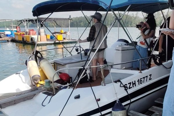 Coastal Boat Tour 1