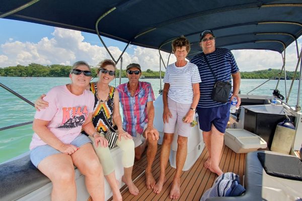 Singapore Boat Tour Kelong Visit