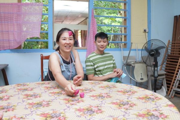 Kampong Experience 4