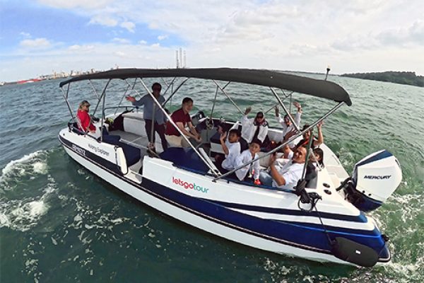 boat-tour-SHF2026